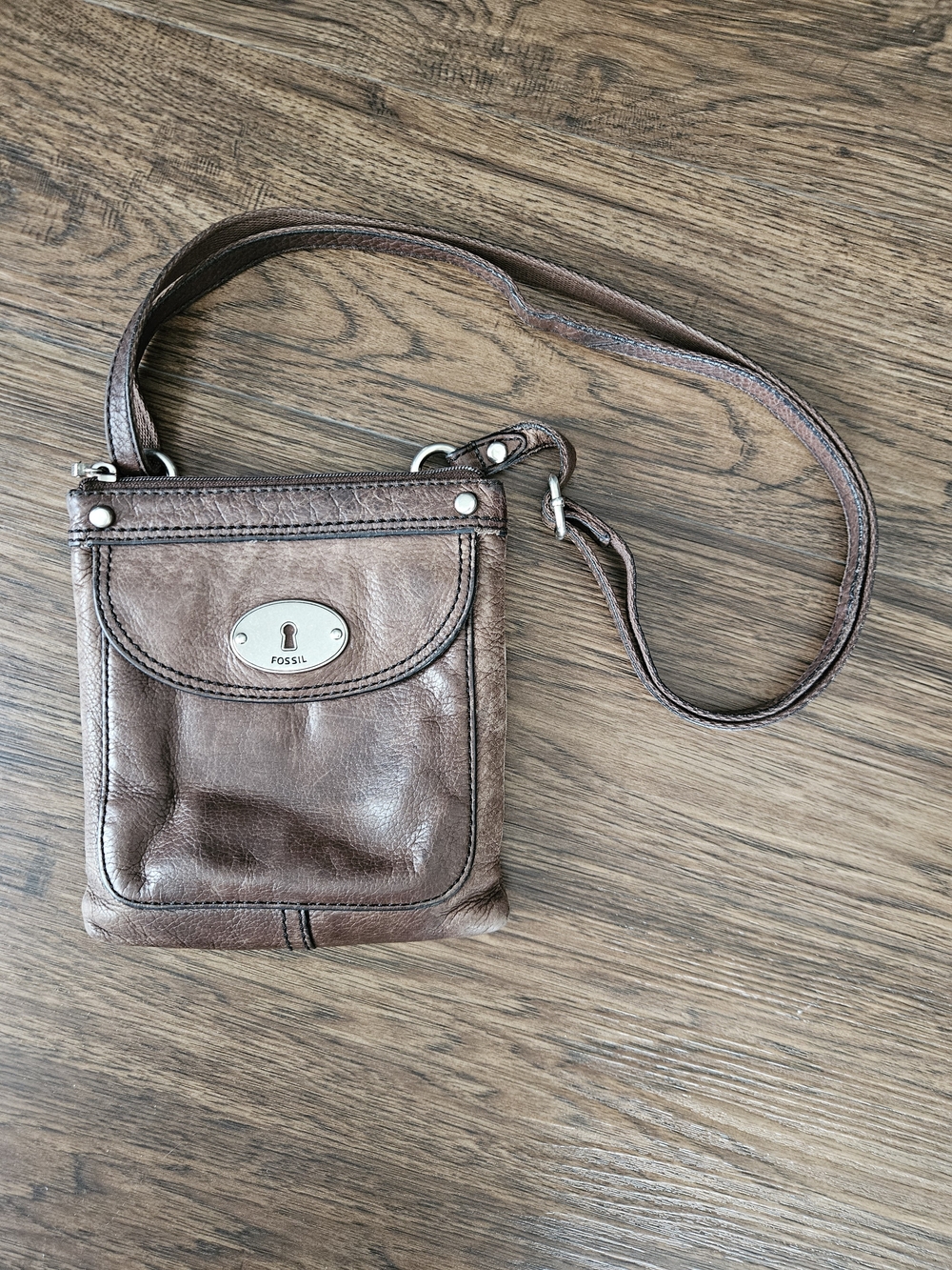 Fossil Maddox Mini Brown Leather Crossbody Bag Y2K